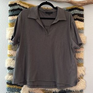 Jane + Delancey Grey Collar V-Neck Ribbed Short Sleeve Top Shirt Women's Large